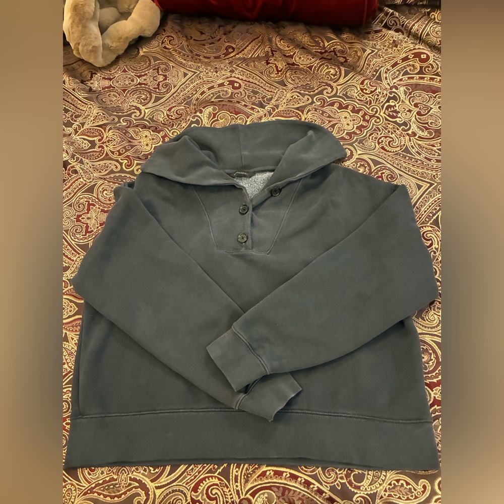 Women’s Banana Republic Dark Gray Pullover Sweatshirt Size Small